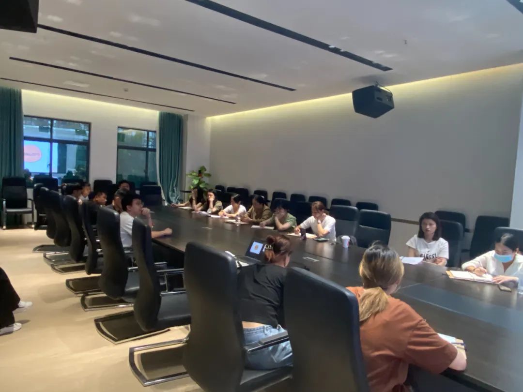 培训 | 海南忠华行集团开展优质客户管理专题培训(图4)